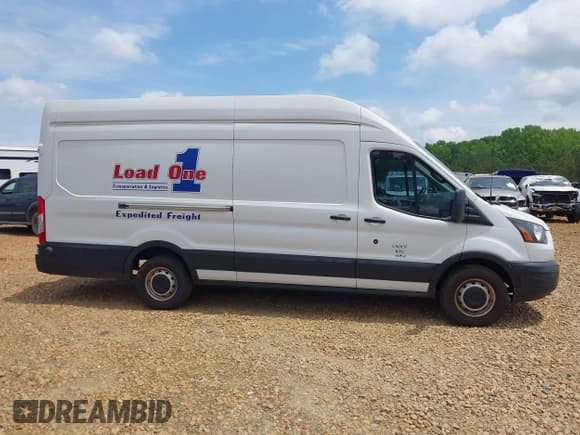 ✅ 2019 Ford Transit • VIN: 1FTBW3XM5KKA65144 • Lot: 42177817. Wystawiony na IAAI z przebiegiem 531 306 mil. Bezpłatny archiwum sprzedaży aukcyjnych z USA i szczegółowy raport historii pojazdu na DreamBid. Zdjęcie 13.
