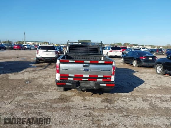 ✅ 2012 Ford F-150 XL • VIN: 1FTFX1CF3CFB74996 • Lot: 43737292. Listed on IAAI with 270,459 mi. Free auction sales archive from the USA and detailed vehicle history report at DreamBid. Image 16.