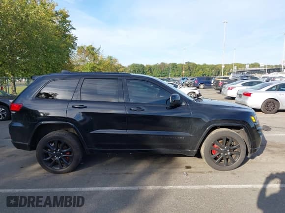 ✅ 2020 Jeep Grand Cherokee Altitude • VIN: 1C4RJFAG6LC134016 • Lot: 43360993. Listed on IAAI with 91,388 mi. Free auction sales archive from the USA and detailed vehicle history report at DreamBid. Image 13.