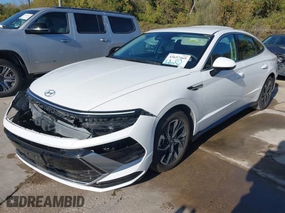 ✅ 2025 Hyundai Sonata SEL • VIN: KMHL64JAXSA437488 • Лот: 43657469. Опубликован ранее на IAAI с пробегом 24 806 миль. Бесплатный доступ к архиву аукционных продаж из США и подробный отчёт об истории автомобиля на DreamBid. Изображение 2.