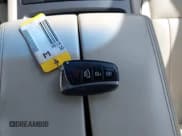 ✅ 2015 Hyundai Genesis 5.0L • VIN: KMHGN4JF0FU081945 • Lot: 41547186. Wystawiony na IAAI z przebiegiem 134 956 mil. Bezpłatny archiwum sprzedaży aukcyjnych z USA i szczegółowy raport historii pojazdu na DreamBid. Zdjęcie 11.