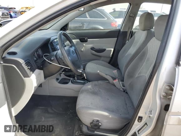 ✅ 2009 Hyundai Accent Auto GLS • VIN: KMHCN46CX9U310830 • Лот: 45401655. Опубликован ранее на Copart с пробегом 217 538 миль. Бесплатный доступ к архиву аукционных продаж из США и подробный отчёт об истории автомобиля на DreamBid. Изображение 7.