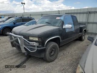 ✅ 1993 Chevrolet Silverado 1500 • VIN: 2GCEC19KXP1100418 • Lot: 63712685. Wystawiony na Copart z przebiegiem 231 146 mil. Bezpłatny archiwum sprzedaży aukcyjnych z USA i szczegółowy raport historii pojazdu na DreamBid. Zdjęcie 1.