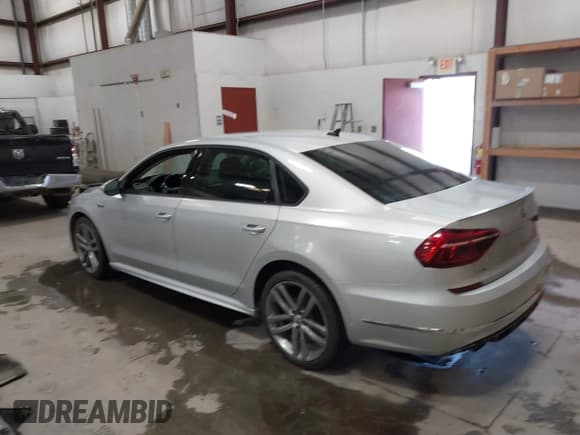 ✅ 2018 Volkswagen Passat S • VIN: 1VWAA7A34JC016783 • Lot: 42528095. Listed on IAAI with 158,161 mi. Free auction sales archive from the USA and detailed vehicle history report at DreamBid. Image 3.
