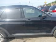 ✅ 2020 Ford Explorer XLT • VIN: 1FMSK8DH1LGB59425 • Lot: 43337171. Wystawiony na IAAI z przebiegiem 56 902 mil. Bezpłatny archiwum sprzedaży aukcyjnych z USA i szczegółowy raport historii pojazdu na DreamBid. Zdjęcie 14.
