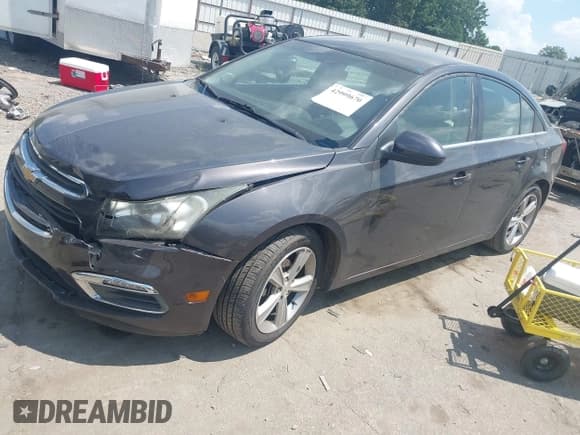 ✅ 2015 Chevrolet Cruze LT • VIN: 1G1PE5SB8F7129284 • Лот: 42999670. Опубликован ранее на IAAI с пробегом 175 059 миль. Бесплатный доступ к архиву аукционных продаж из США и подробный отчёт об истории автомобиля на DreamBid. Изображение 2.