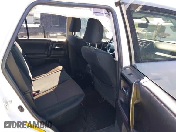 ✅ 2017 Toyota 4Runner TRD Off Road Premium • VIN: JTEBU5JR6H5466100 • Lot: 43194396. Listed on IAAI with 100,690 mi. Free auction sales archive from the USA and detailed vehicle history report at DreamBid. Image 8.