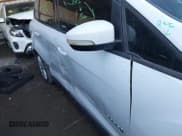 ✅ 2016 Ford C-Max SE • VIN: 1FADP5AU5GL109919 • Lot: 41602524. Wystawiony na IAAI z przebiegiem 206 198 mil. Bezpłatny archiwum sprzedaży aukcyjnych z USA i szczegółowy raport historii pojazdu na DreamBid. Zdjęcie 6.