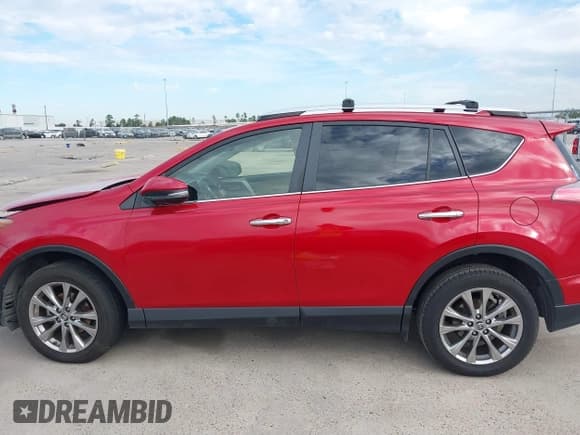 ✅ 2016 Toyota RAV4 Limited • VIN: JTMYFREV0GJ071195 • Lot: 40898114. Wystawiony na IAAI z przebiegiem 88 904 mil. Bezpłatny archiwum sprzedaży aukcyjnych z USA i szczegółowy raport historii pojazdu na DreamBid. Zdjęcie 14.