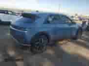 2022 Hyundai Ioniq 5 SE z VIN KM8KM4AE1NU073744, wystawiony jako Copart lot #71034244 z przebiegiem 9 957 mil mil oraz Szkoda całkowita • Salvage title. Historia ofert i sprzedaży dostępna na DreamBid. Obrazek 3.