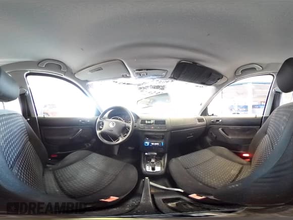 ✅ 2002 Volkswagen Jetta GL • VIN: 3VWRB69MX2M074114 • Lot: 64694925. Wystawiony na Copart z przebiegiem 141 243 mil. Bezpłatny archiwum sprzedaży aukcyjnych z USA i szczegółowy raport historii pojazdu na DreamBid. Zdjęcie 14.