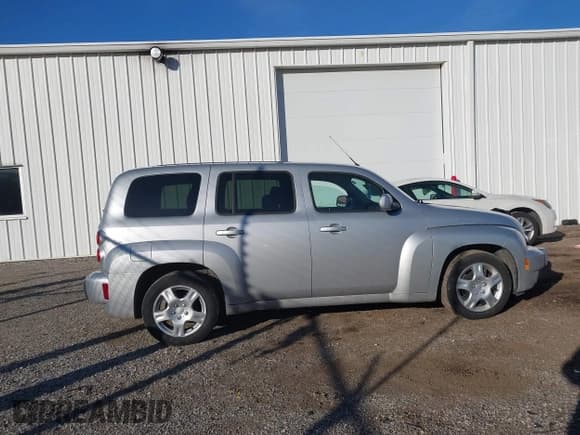 ✅ 2011 Chevrolet HHR 1LT • VIN: 3GNBABFW4BS650532 • Lot: 41492195. Listed on IAAI with 127,964 mi. Free auction sales archive from the USA and detailed vehicle history report at DreamBid. Image 13.