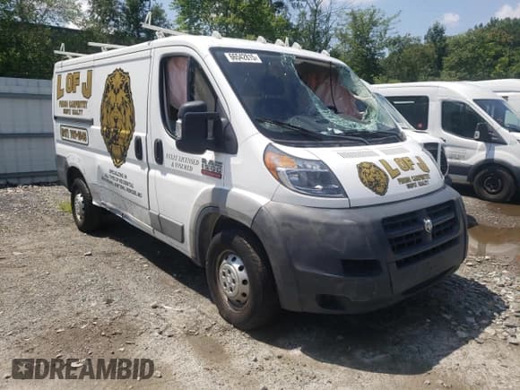✅ 2018 Ram ProMaster Cargo • VIN: 3C6TRVAG1JE104170 • Lot: 66542815. Wystawiony na Copart z przebiegiem Nie podano. Bezpłatny archiwum sprzedaży aukcyjnych z USA i szczegółowy raport historii pojazdu na DreamBid. Zdjęcie 4.