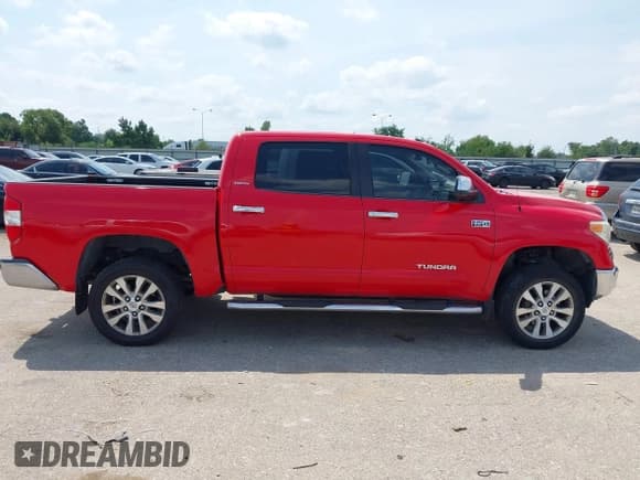 ✅ 2014 Toyota Tundra Limited • VIN: 5TFHW5F17EX372450 • Лот: 43155377. Опубликован ранее на IAAI с пробегом 174 843 миль. Бесплатный доступ к архиву аукционных продаж из США и подробный отчёт об истории автомобиля на DreamBid. Изображение 13.