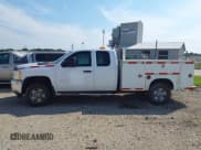 ✅ 2013 Chevrolet Silverado 2500HD • VIN: 1GB2KVCG3DZ319164 • Lot: 42796361. Wystawiony na IAAI z przebiegiem 267 872 mil. Bezpłatny archiwum sprzedaży aukcyjnych z USA i szczegółowy raport historii pojazdu na DreamBid. Zdjęcie 14.