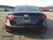 2021 Hyundai Accent SE z VIN 3KPC24A6XME135212, wystawiony jako Copart lot #68827703 z przebiegiem 52 385 mil mil oraz . Historia ofert i sprzedaży dostępna na DreamBid. Obrazek 6.