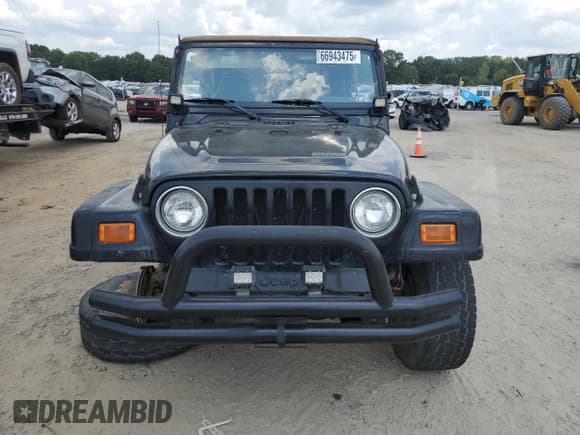 ✅ 2000 Jeep Wrangler Sahara • VIN: 1J4FA59S8YP768797 • Lot: 66943475. Wystawiony na Copart z przebiegiem 250 695 mil. Bezpłatny archiwum sprzedaży aukcyjnych z USA i szczegółowy raport historii pojazdu na DreamBid. Zdjęcie 5.