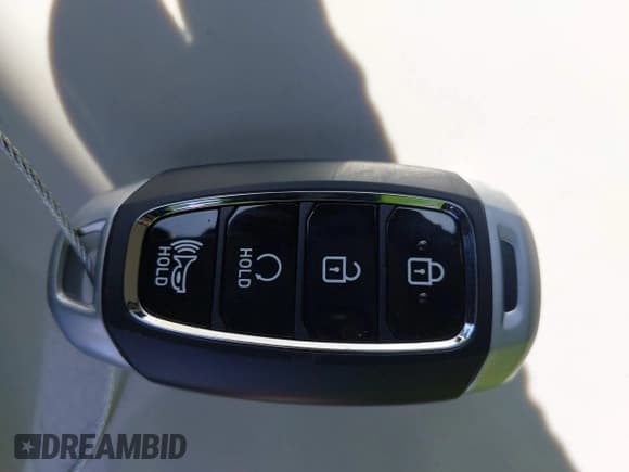 ✅ 2022 Hyundai Venue SEL • VIN: KMHRC8A3XNU182050 • Lot: 42002955. Listed on IAAI with 29,089 mi. Free auction sales archive from the USA and detailed vehicle history report at DreamBid. Image 11.