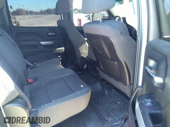 ✅ 2014 Chevrolet Silverado 1500 LT • VIN: 1GCUKREC1EF193525 • Lot: 34765327. Wystawiony na IAAI z przebiegiem 220 965 mil. Bezpłatny archiwum sprzedaży aukcyjnych z USA i szczegółowy raport historii pojazdu na DreamBid. Zdjęcie 8.