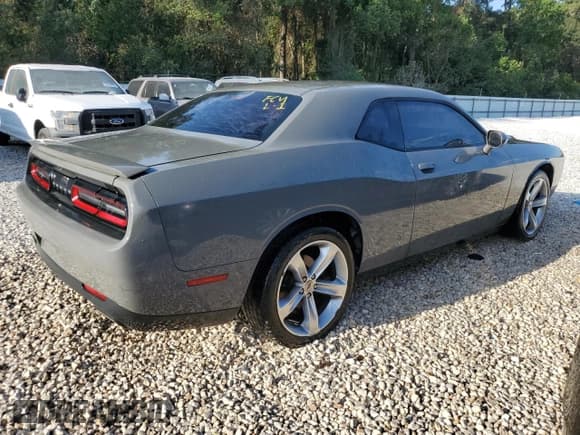 ✅ 2017 Dodge Challenger SXT • VIN: 2C3CDZAG1HH502416 • Lot: 66013554. Wystawiony na Copart z przebiegiem 76 371 mil. Bezpłatny archiwum sprzedaży aukcyjnych z USA i szczegółowy raport historii pojazdu na DreamBid. Zdjęcie 3.
