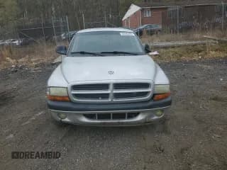✅ 2002 Dodge Dakota Sport • VIN: 1B7HL38X62S562179 • Lot: 52493495. Wystawiony na Copart z przebiegiem Nie podano. Bezpłatny archiwum sprzedaży aukcyjnych z USA i szczegółowy raport historii pojazdu na DreamBid. Zdjęcie 5.