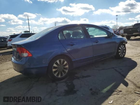 ✅ 2010 Honda Civic EX • VIN: 2HGFA1F82AH508656 • Lot: 89543855. Listed on Copart with 168,571 mi. Free auction sales archive from the USA and detailed vehicle history report at DreamBid. Image 3.