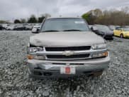 ✅ 2001 Chevrolet Suburban LT • VIN: 3GNFK16T71G165804 • Лот: 51233275. Опубликован ранее на Copart с пробегом Не указан. Бесплатный доступ к архиву аукционных продаж из США и подробный отчёт об истории автомобиля на DreamBid. Изображение 5.