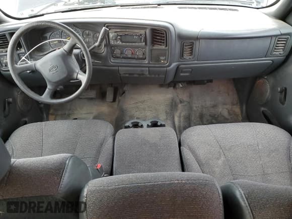 ✅ 2001 Chevrolet Silverado 1500 • VIN: 2GCEC19W811293386 • Лот: 78284584. Опубликован ранее на Copart с пробегом 152 106 миль. Бесплатный доступ к архиву аукционных продаж из США и подробный отчёт об истории автомобиля на DreamBid. Изображение 8.