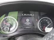 ✅ 2021 Ram 1500 Laramie • VIN: 1C6SRFJT7MN756886 • Lot: 42979169. Wystawiony na IAAI z przebiegiem 82 927 mil. Bezpłatny archiwum sprzedaży aukcyjnych z USA i szczegółowy raport historii pojazdu na DreamBid. Zdjęcie 7.