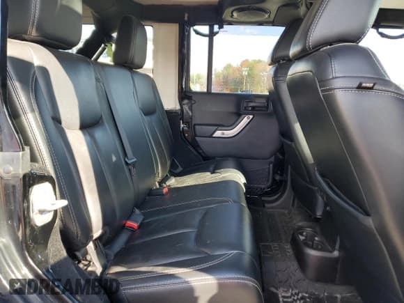 ✅ 2014 Jeep Wrangler Unlimited Rubicon • VIN: 1C4HJWFGXEL209825 • Lot: 93051245. Listed on Copart with 159,888 mi. Free auction sales archive from the USA and detailed vehicle history report at DreamBid. Image 11.