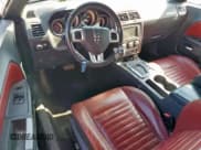 ✅ 2013 Dodge Challenger R/T Classic • VIN: 2C3CDYBT4DH685861 • Lot: 67073485. Wystawiony na Copart z przebiegiem 119 710 mil. Bezpłatny archiwum sprzedaży aukcyjnych z USA i szczegółowy raport historii pojazdu na DreamBid. Zdjęcie 8.