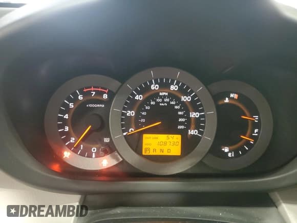 ✅ 2008 Toyota RAV4 Limited • VIN: JTMBD31V086057719 • Lot: 91849635. Wystawiony na Copart z przebiegiem 108 730 mil. Bezpłatny archiwum sprzedaży aukcyjnych z USA i szczegółowy raport historii pojazdu na DreamBid. Zdjęcie 9.