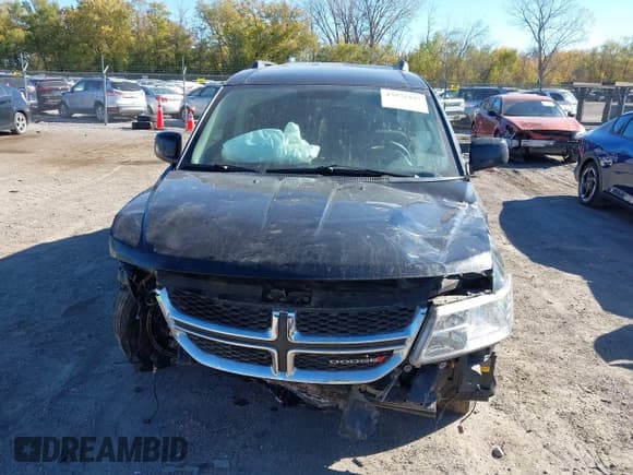 ✅ 2015 Dodge Journey SXT • VIN: 3C4PDCBG8FT752202 • Lot: 43575337. Wystawiony na IAAI z przebiegiem Nie podano. Bezpłatny archiwum sprzedaży aukcyjnych z USA i szczegółowy raport historii pojazdu na DreamBid. Zdjęcie 13.