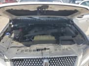 ✅ 2019 Lincoln Navigator Reserve • VIN: 5LMJJ3LT6KEL07874 • Лот: 63613023. Опубликован ранее на Copart с пробегом 82 077 миль. Бесплатный доступ к архиву аукционных продаж из США и подробный отчёт об истории автомобиля на DreamBid. Изображение 12.