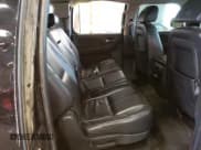 ✅ 2008 Chevrolet Suburban LTZ • VIN: 1GNFK16328J101744 • Lot: 69232634. Wystawiony na Copart z przebiegiem 186 535 mil. Bezpłatny archiwum sprzedaży aukcyjnych z USA i szczegółowy raport historii pojazdu na DreamBid. Zdjęcie 11.