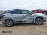 ✅ 2023 Chevrolet Blazer LT • VIN: 3GNKBHR40PS235497 • Lot: 42124586. Wystawiony na IAAI z przebiegiem 20 533 mil. Bezpłatny archiwum sprzedaży aukcyjnych z USA i szczegółowy raport historii pojazdu na DreamBid. Zdjęcie 14.