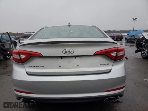 ✅ 2015 Hyundai Sonata Sport • VIN: 5NPE34AF1FH103009 • Лот: 73716982. Опубликован ранее на Copart с пробегом 96 814 миль. Бесплатный доступ к архиву аукционных продаж из США и подробный отчёт об истории автомобиля на DreamBid. Изображение 6.