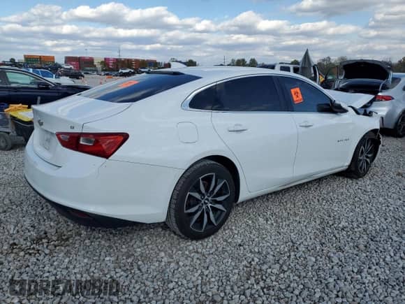 2018 Chevrolet Malibu LT z VIN 1G1ZD5ST2JF290099, wystawiony jako Copart lot #82774905 z przebiegiem Nie podano mil oraz Szkoda całkowita • Salvage title. Historia ofert i sprzedaży dostępna na DreamBid. Obrazek 3.