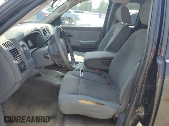 2005 Dodge Dakota ST with VIN 1D7HE22K45S204090, listed as a Copart auction lot 54996024 with Not provided miles and Salvage title. Bid and sale history available at DreamBid. Image 7.