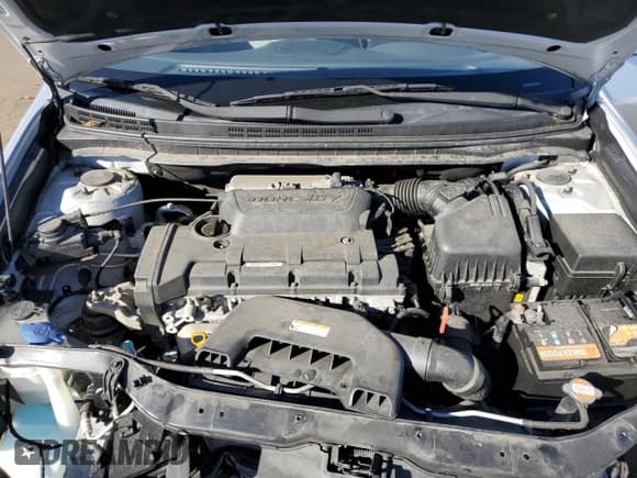 ✅ 2010 Hyundai Elantra SE • VIN: KMHDU4AD5AU855653 • Lot: 86773545. Listed on Copart with 26,422 mi. Free auction sales archive from the USA and detailed vehicle history report at DreamBid. Image 11.