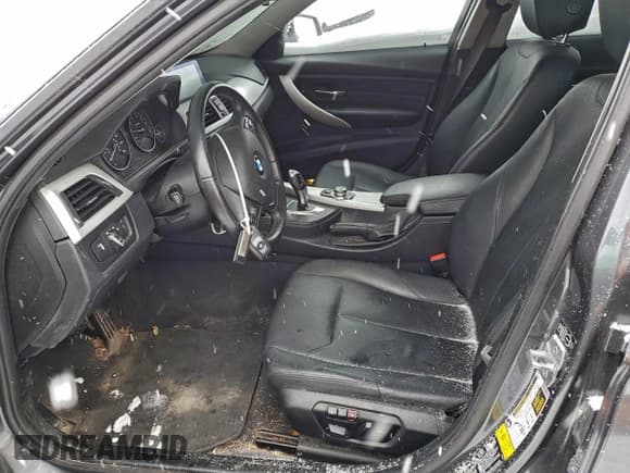 ✅ 2013 BMW 3 Series 328i xDrive • VIN: WBA3B5C50DF591832 • Lot: 94001965. Listed on Copart with 103,668 mi. Free auction sales archive from the USA and detailed vehicle history report at DreamBid. Image 7.