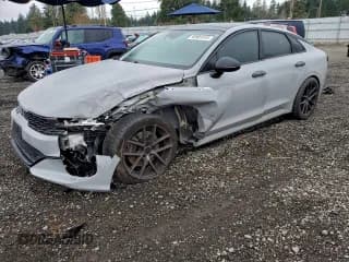 ✅ 2022 Kia K5 GT • VIN: 5XXG44J85NG095661 • Lot: 93981915. Wystawiony na Copart z przebiegiem 29 652 mil. Bezpłatny archiwum sprzedaży aukcyjnych z USA i szczegółowy raport historii pojazdu na DreamBid. Zdjęcie 1.