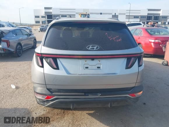 ✅ 2022 Hyundai Tucson SEL • VIN: 5NMJF3AE4NH096298 • Lot: 43093015. Wystawiony na IAAI z przebiegiem 70 522 mil. Bezpłatny archiwum sprzedaży aukcyjnych z USA i szczegółowy raport historii pojazdu na DreamBid. Zdjęcie 16.