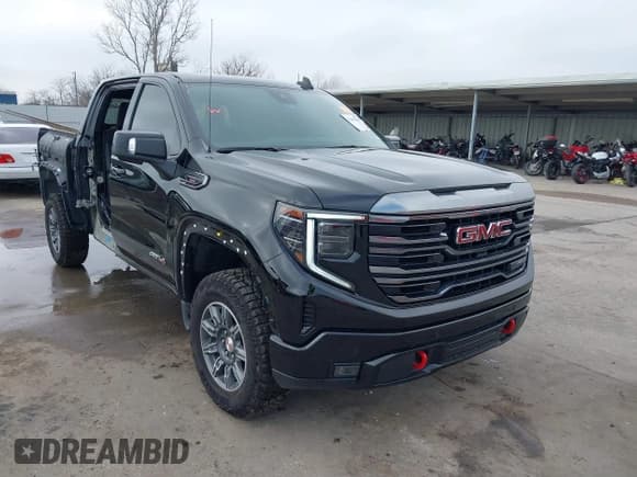 ✅ 2024 GMC Sierra 1500 AT4 • VIN: 1GTUUEEL6RZ346729 • Лот: 41465284. Опубликован ранее на IAAI с пробегом 4 701 миль. Бесплатный доступ к архиву аукционных продаж из США и подробный отчёт об истории автомобиля на DreamBid. Изображение 1.
