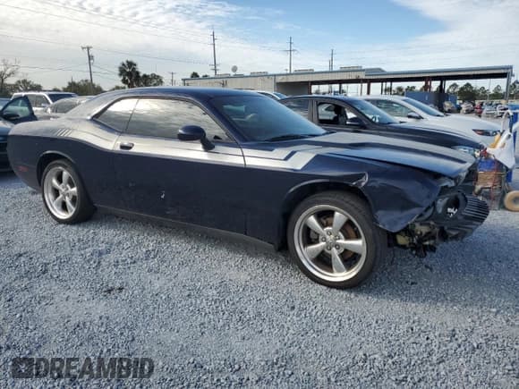 ✅ 2012 Dodge Challenger SXT • VIN: 2C3CDYAGXCH176697 • Lot: 87691325. Wystawiony na Copart z przebiegiem Nie podano. Bezpłatny archiwum sprzedaży aukcyjnych z USA i szczegółowy raport historii pojazdu na DreamBid. Zdjęcie 4.