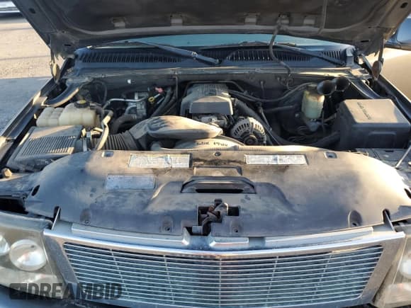 ✅ 2000 Chevrolet Suburban LS • VIN: 3GNFK16TXYG151101 • Лот: 44826315. Опубликован ранее на Copart с пробегом 177 060 миль. Бесплатный доступ к архиву аукционных продаж из США и подробный отчёт об истории автомобиля на DreamBid. Изображение 13.