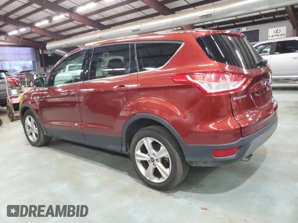 ✅ 2014 Ford Escape SE • VIN: 1FMCU0GX5EUC00503 • Lot: 92283725. Wystawiony na Copart z przebiegiem 64 191 mil. Bezpłatny archiwum sprzedaży aukcyjnych z USA i szczegółowy raport historii pojazdu na DreamBid. Zdjęcie 2.