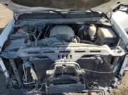 ✅ 2014 GMC Sierra 2500HD SLE • VIN: 1GT120CG1EF160867 • Lot: 48971075. Wystawiony na Copart z przebiegiem 194 570 mil. Bezpłatny archiwum sprzedaży aukcyjnych z USA i szczegółowy raport historii pojazdu na DreamBid. Zdjęcie 11.