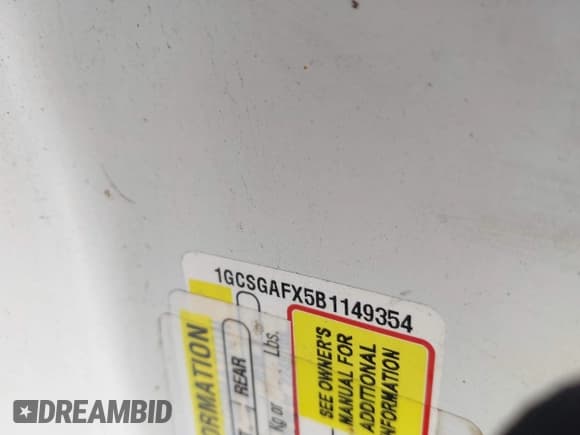 ✅ 2011 Chevrolet Express Cargo • VIN: 1GCSGAFX5B1149354 • Lot: 42196706. Listed on IAAI with Not provided. Free auction sales archive from the USA and detailed vehicle history report at DreamBid. Image 9.