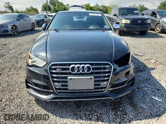 ✅ 2015 Audi S3 Premium Plus • VIN: WAUBFGFF2F1072233 • Lot: 63551155. Wystawiony na Copart z przebiegiem 78 355 mil. Bezpłatny archiwum sprzedaży aukcyjnych z USA i szczegółowy raport historii pojazdu na DreamBid. Zdjęcie 5.
